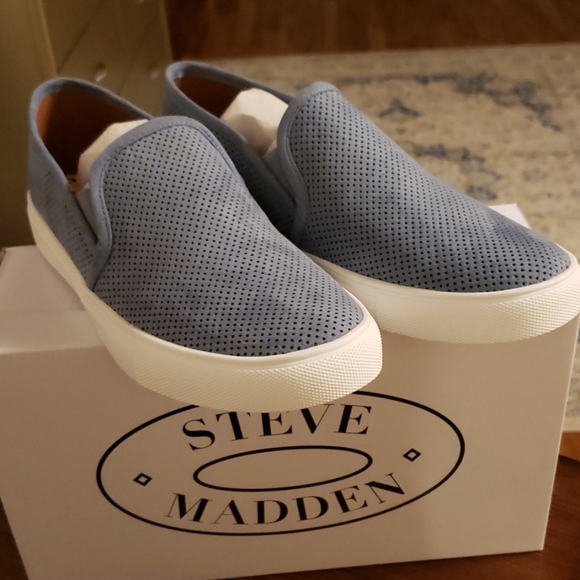 Steve Madden Shoes - Steve Madden Zarayy Sneakers